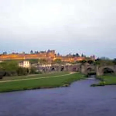 Aude Cite-city Bed & Breakfast 3*