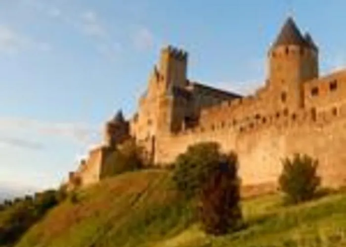 Aude Cite-city فندق مبيت وإفطار قرقشونه