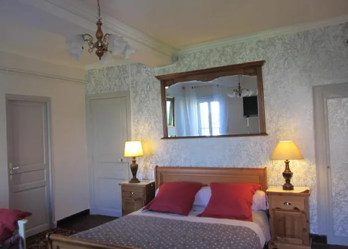 Aude Cite-city Bed & Breakfast 4*